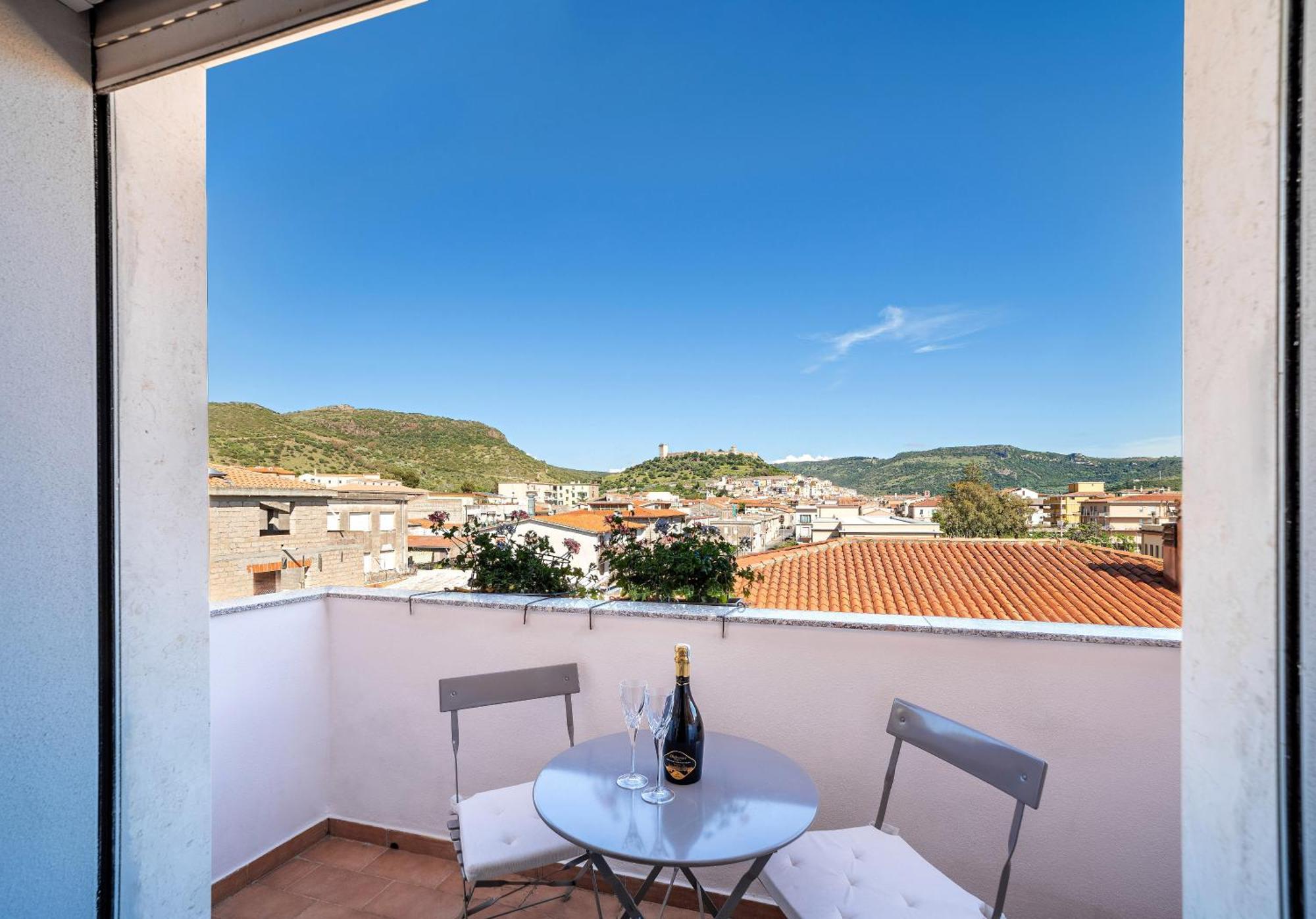 Bed and Breakfast I Gerani Bosa Esterno foto